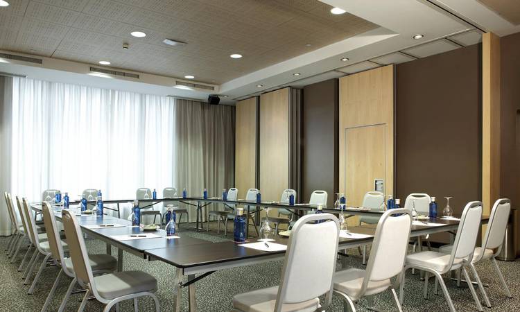 Auditorio Room Hotel Ilunion Alcalá Norte Madrid Auditorio Room Hotel Ilunion Alcalá Norte Madrid